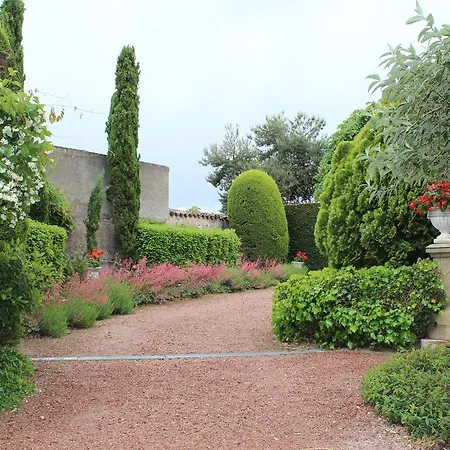 Chambres D'hotes Les Meneaux Bed & Breakfast